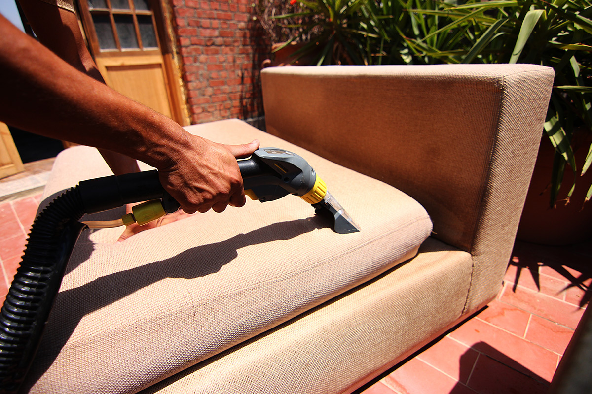 Furniture Shampooing